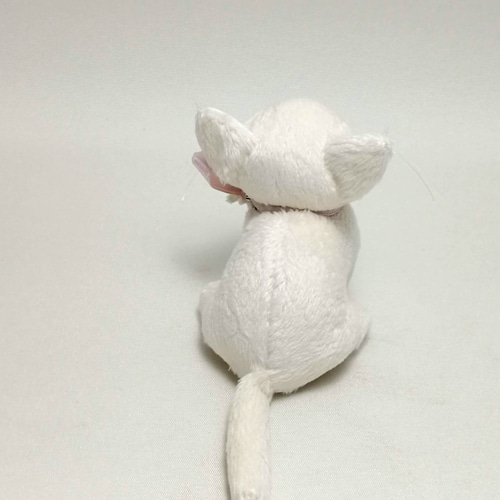 猫ぬいぐるみ「ちびにゃ」白猫 【受注製作】 ぬいぐるみ