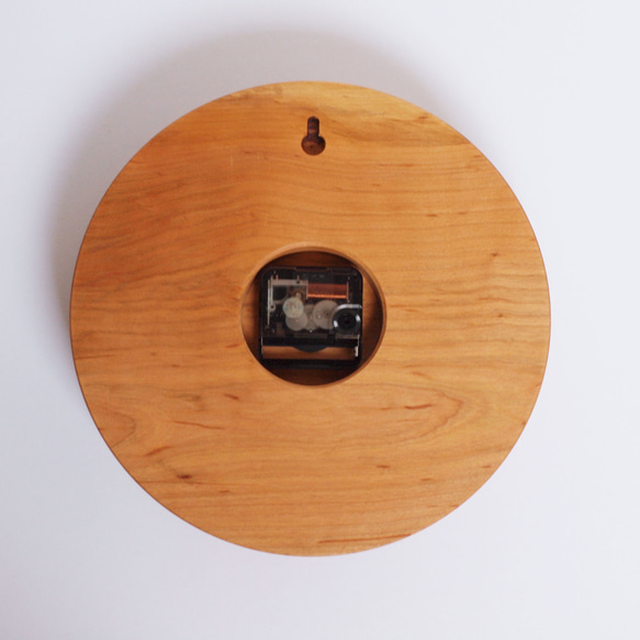 木製 掛け時計 丸型 桜材25 3枚目の画像