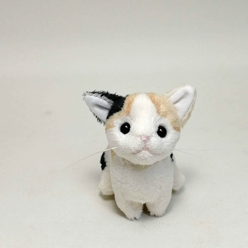 猫ぬいぐるみ「ちびにゃ」三毛猫 【受注製作】 ぬいぐるみ