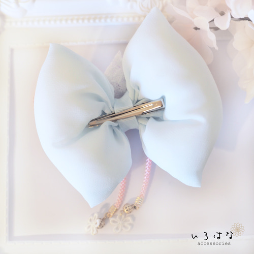 なな様再販♡ハンドメイド♡リバティ ジョアンナ ヘアクリップ 水色 うさぎ なな様再販♡ハンドメイド♡リバティ ジョアンナ ヘアクリップ 水色