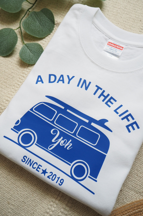 ＜ロンパースへ変更可能＞名前入り「SURF BUS」Tシャツ (親子リンク/父の日/出産祝/家族リンク/家族コーデ) 10枚目の画像