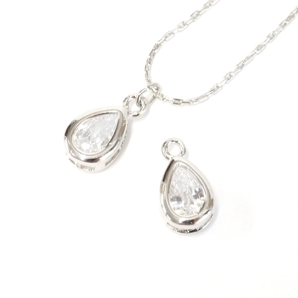 再次上架【2 pieces】Simple Drop Shape CZ Silver Charm NF 第3張的照片