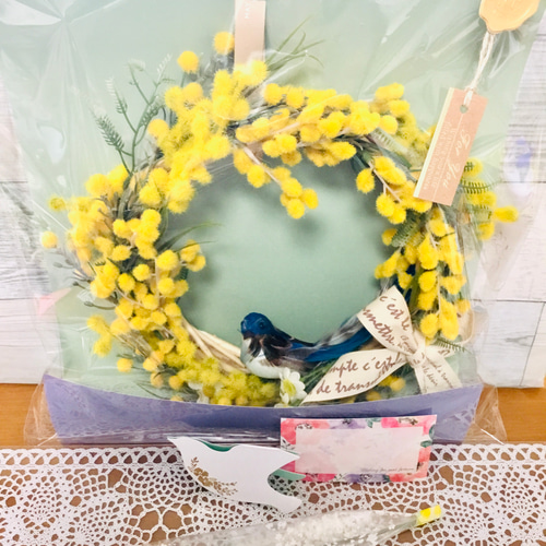 受注販売✨ミモザ幸せの青い鳥付きリース アートフラワー miofioremiki
