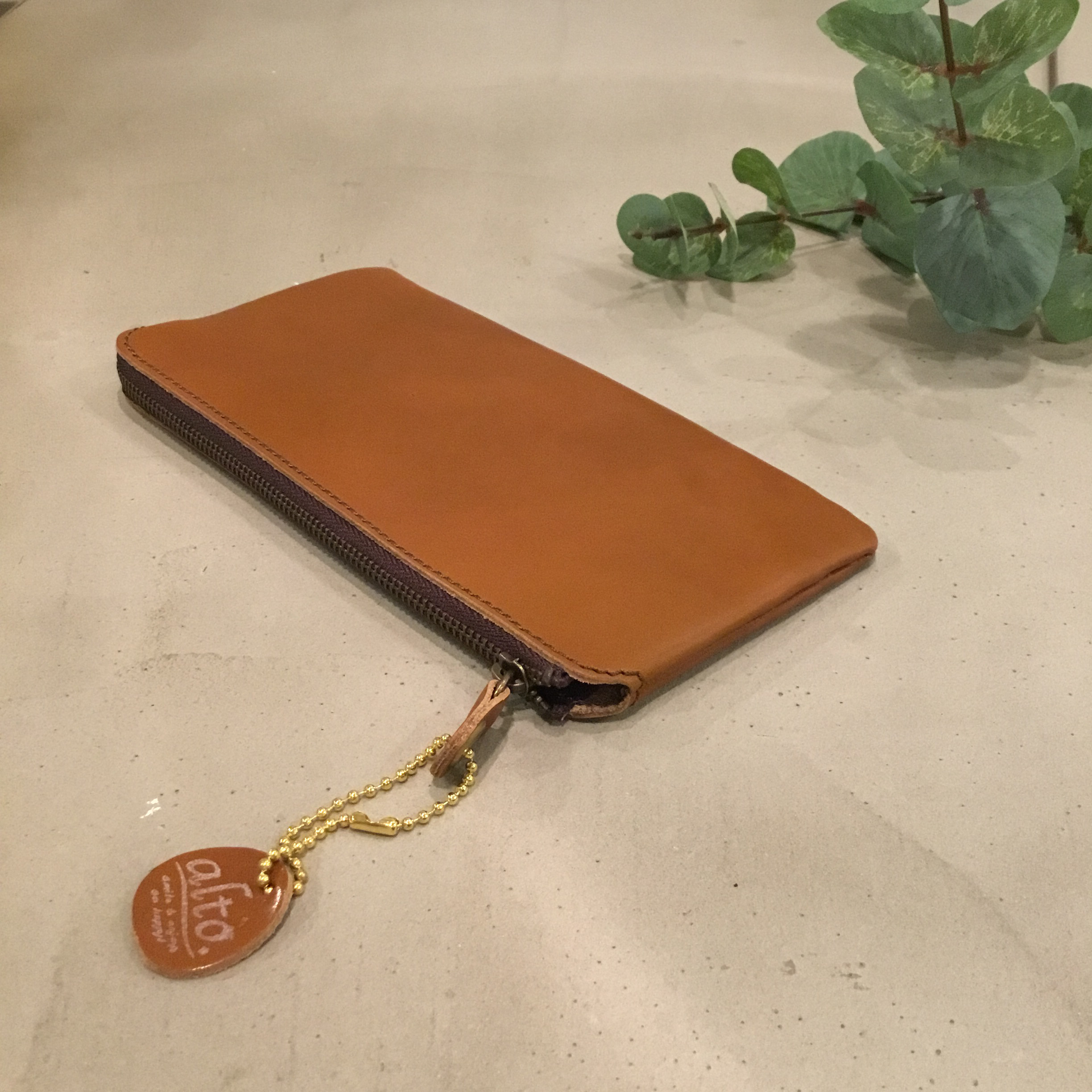 牛革ぺたんこ長財布「ブラウン」