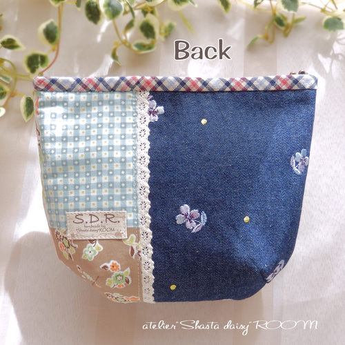 葉日月 昭和レトロパッチワークポーチ キャラクター色々 お花の 2点 08a8fb3f41e950e8e5cf71eb0ad300