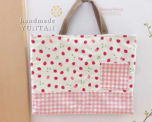 レッスンバッグ】いちご＆ピンクチェック 入学準備品 名前シール可能