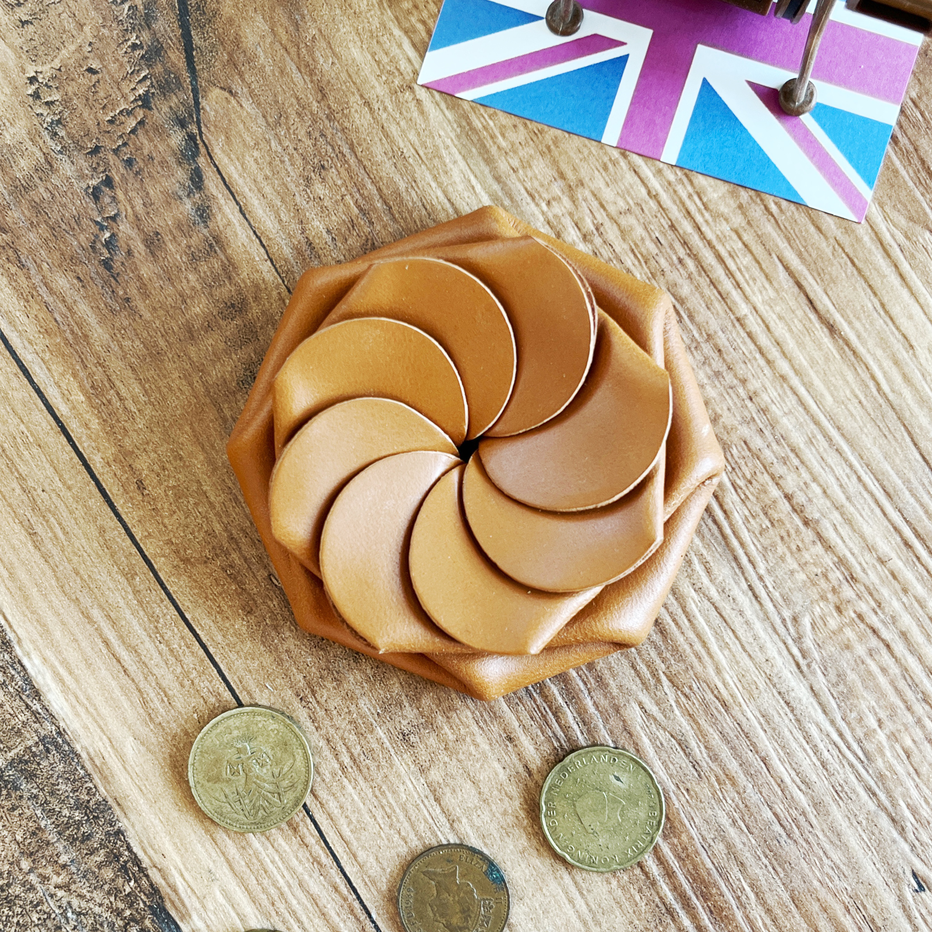 英国産ブライドルレザー ワンタッチコインケース＜TAN
