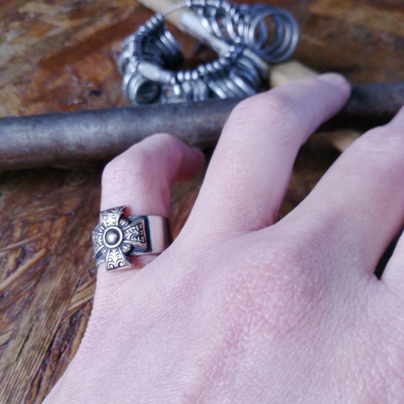 ビンテージ アイアンクロス 指輪 リング ヴィンテージアイアンクロス
