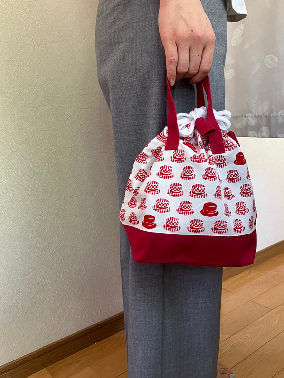 〈通勤通学に〉プリント柄のお弁当袋 ランチバッグ(帽子の柄) 2枚目の画像