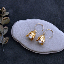 黃銅花摩洛哥耳環*鍍金*（與耳環相容） 第3張的照片