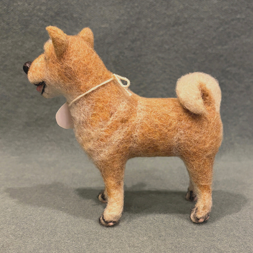 スピッツ＆プリミティブ] 北海道犬（アイヌ犬） 羊毛フェルト