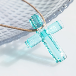 十字玻璃「十字[Aqua]」項鍊[可以選擇繩子的顏色和長度][可以選擇粗鏈][定制]&lt;&lt;免運費&gt;&gt; 第7張的照片