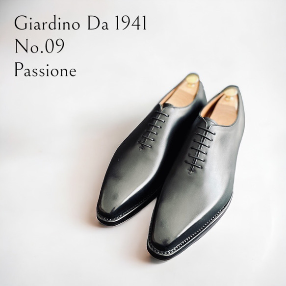 GIA No.09"Passione"クラシコ調６アイレットホールカット／受注生産品（納期60日）／グッドイヤーウェルト 1枚目の画像