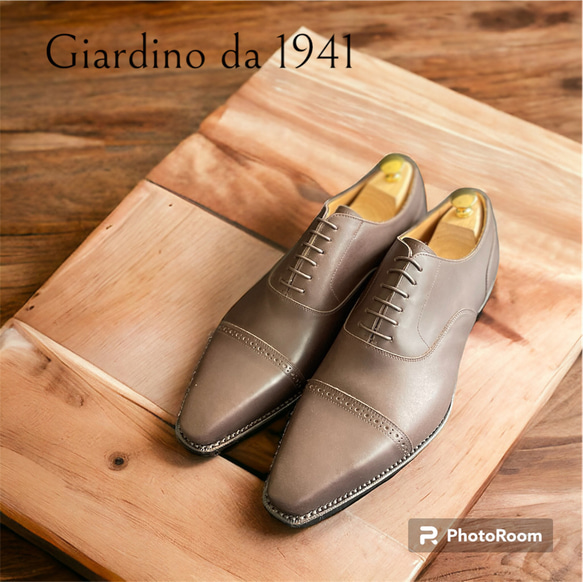 GIA No.11"Classico"クラシコ調パンチドキャップトウ／受注生産品（納期60日）／グッドイヤーウェルト 2枚目の画像