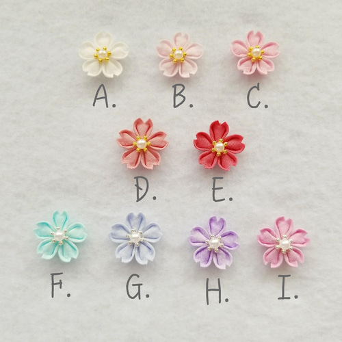 桜の花のヘアゴム （ つまみ細工＊受注制作 ） ヘアゴム つまみ細工の