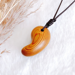 縁起木の勾玉ネックレス（欅） ネックレス・ペンダント 森土産 通販