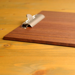 『木製クリップボード』　ウォルナット オーク おしゃれ A4 トレー かわいい 木製 デスク 文具 贈り物 7枚目の画像