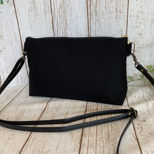 長財布も入る 大きめ 多目的ポーチ ショルダー可能 バックインバック  