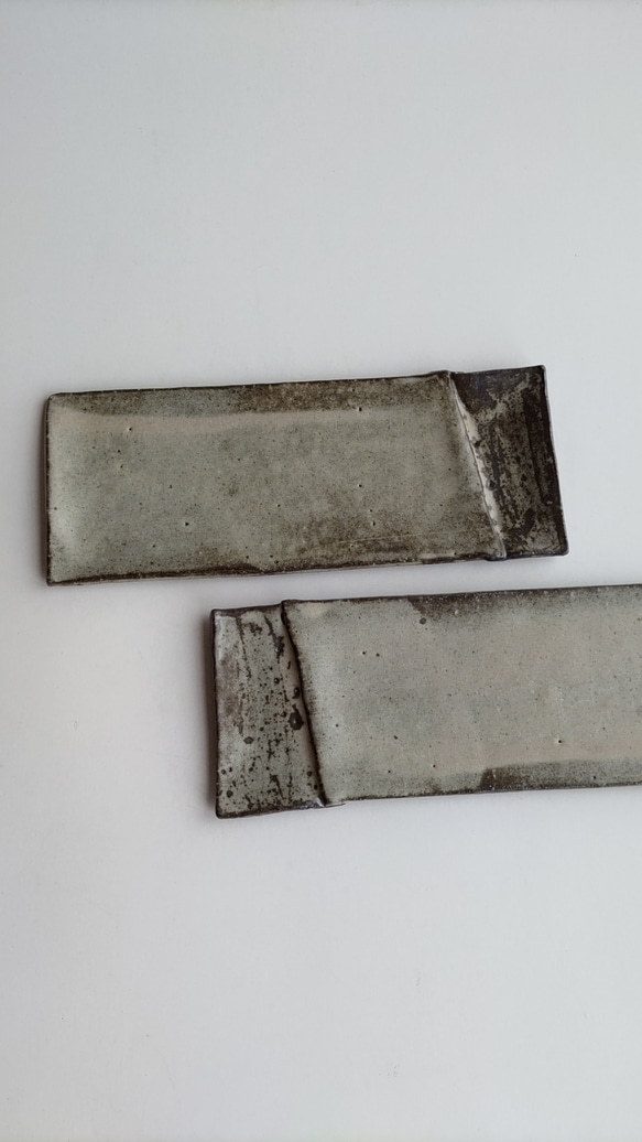 マット灰釉長方形皿 4枚目の画像