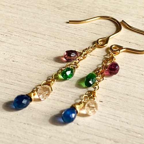 カラフルサファイアのピアス【14KGF】 ピアス（フック・チェーン） 春 