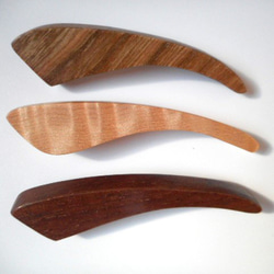 木のブローチ　シンプルデザイン　3種 1枚目の画像