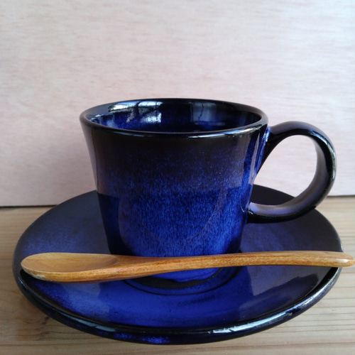 青い絵柄の陶器カップセット 青い絵柄の陶器カップセット 青い絵柄の陶器カップセット 青い絵柄の