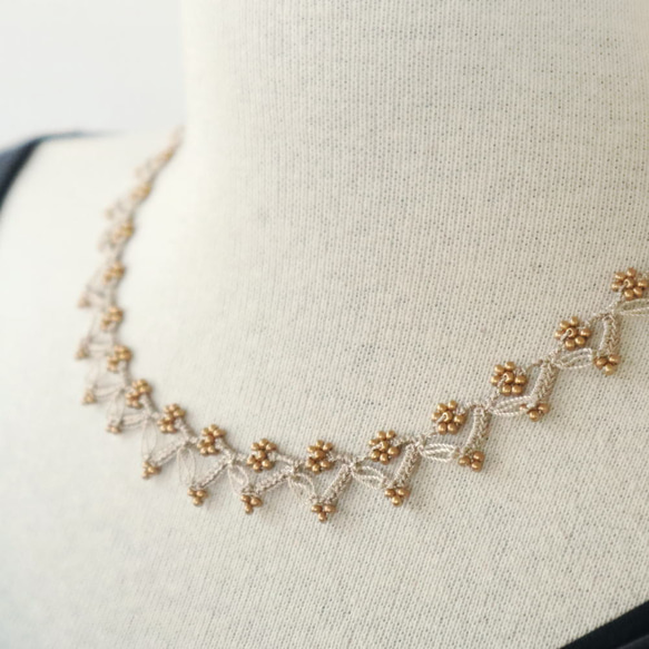 OYA crochet 43cm necklace [DIAMOND] Beige ＆ Gold 第2張的照片