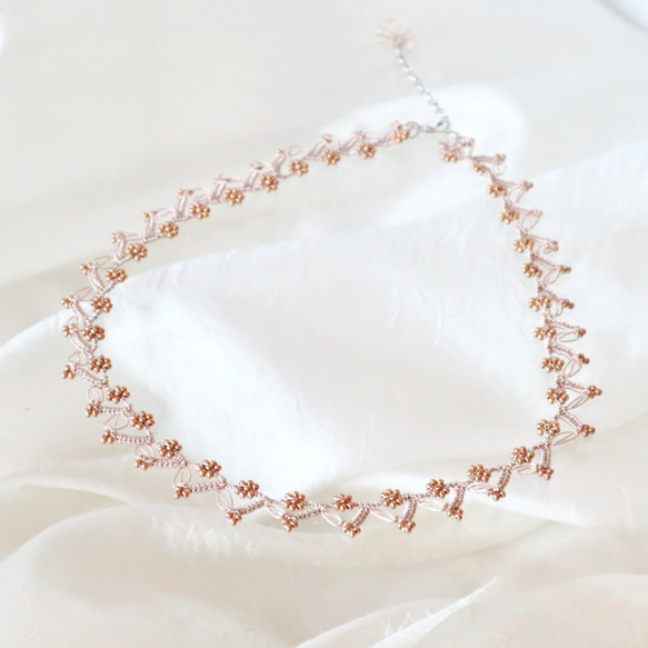 OYA crochet 43cm necklace [DIAMOND] Beige ＆ Gold 第3張的照片