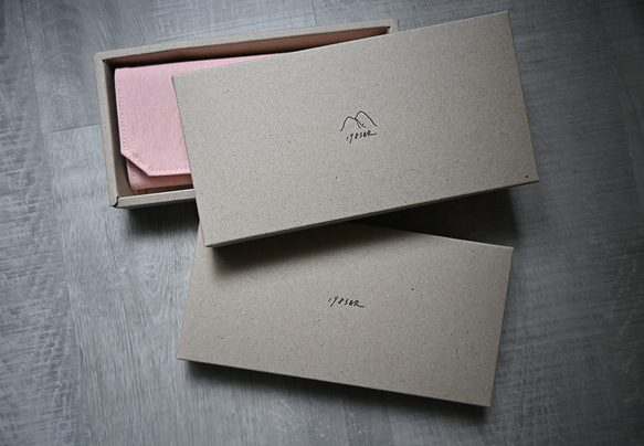 草莓牛奶/粉紅色 帆布包 紙長夾 超輕量/色票系列/皮夾/環保材質 第7張的照片