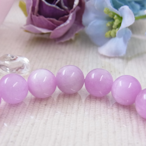 ♡クンツァイト ラベンダー色8ミリ ミルキーふんわり 美しい キャッツ