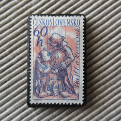 チェコスロバキア　切手ブローチ3585 1枚目の画像