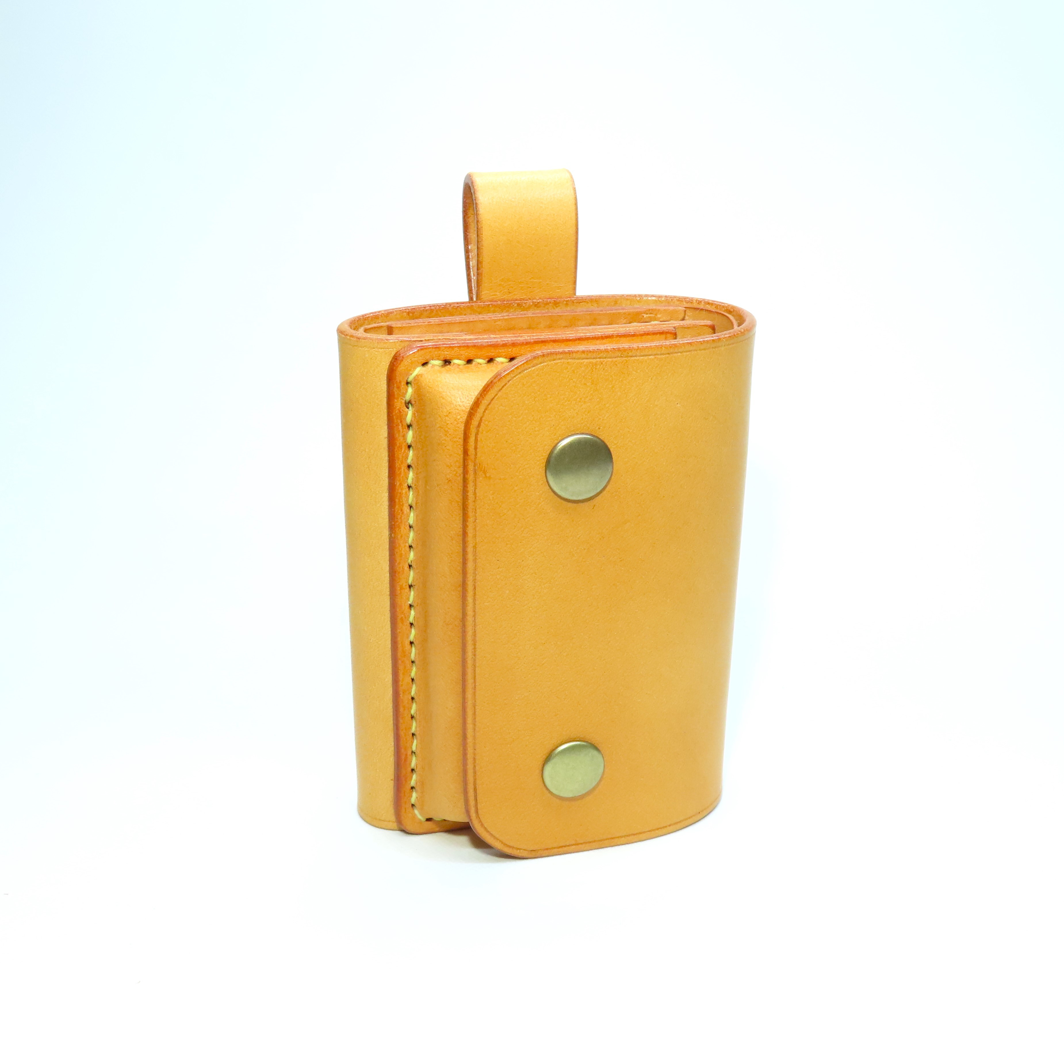 牛ヌメ革・ポケットウォレット（手縫い）