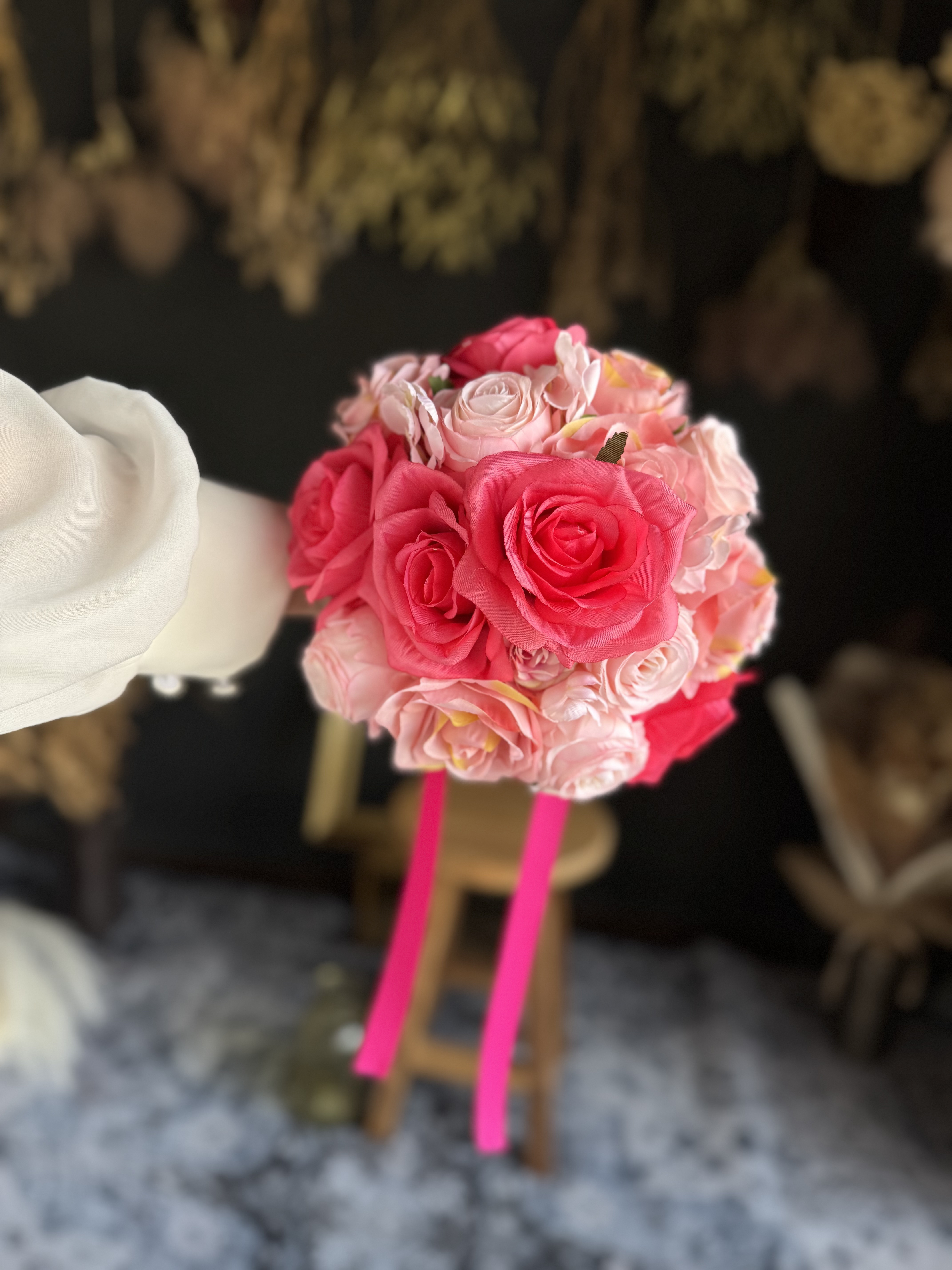 ピンク濃淡ラウンドブーケ☆