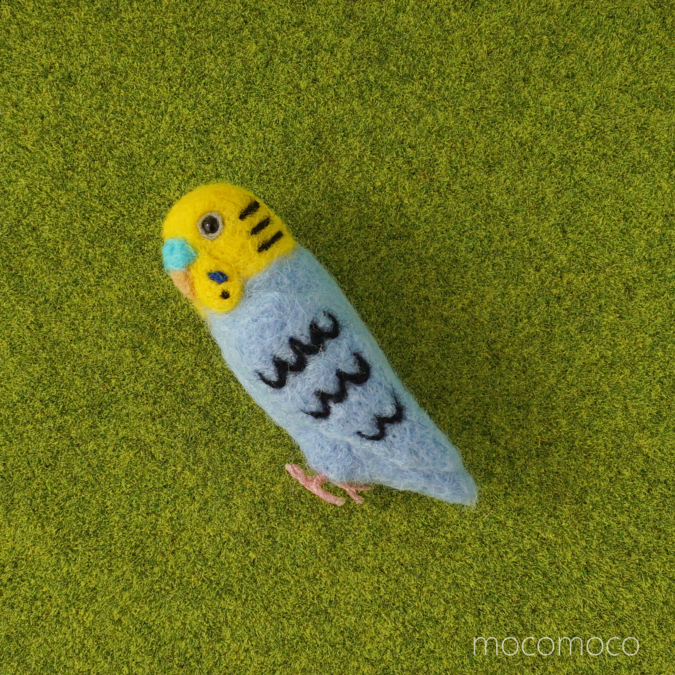 フェルティングバッチ・セキセイインコ（水色×黄色）　☆羊毛フェルト☆あかころ☆akatin☆