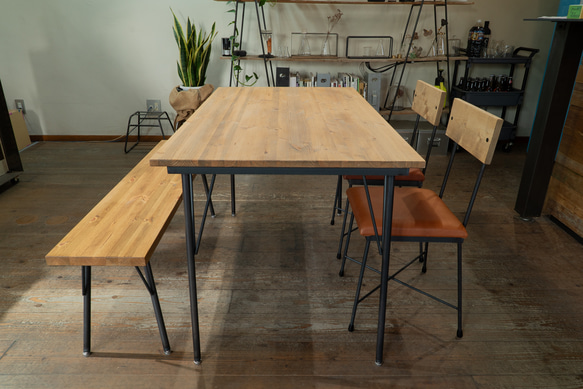 【送料無料】【セット割引】PINE DINING TABLE SET(テーブル1200、本革椅子2脚、ベンチ1200) 1枚目の画像