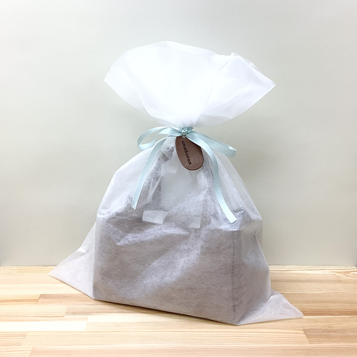 専用￼♡handmade♡ field of flower ぽってり持てるバッグ 楽天市場】小花刺繍 2WAYボストンバッグ 4783 [Ferlieden