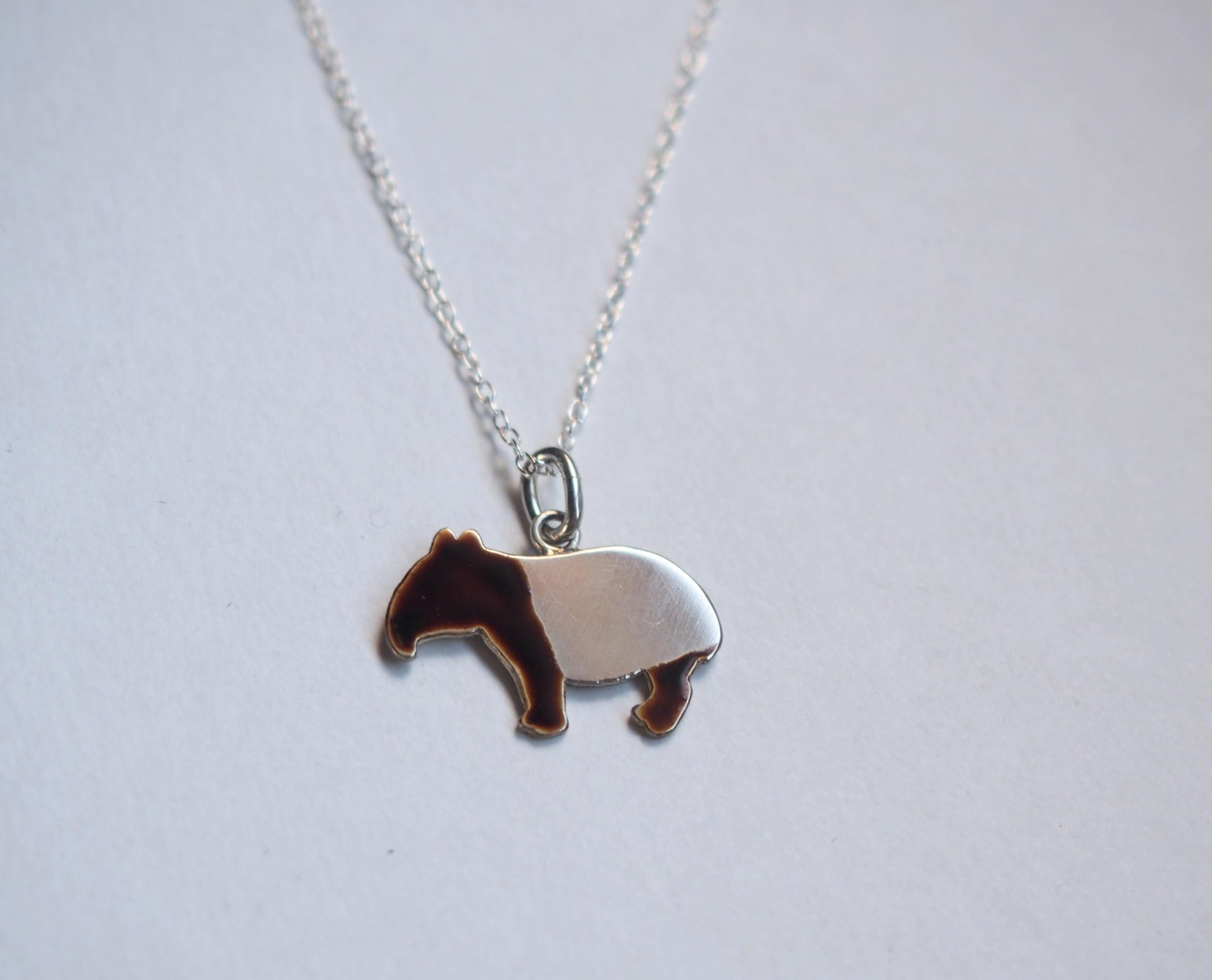 マレーバクのネックレス