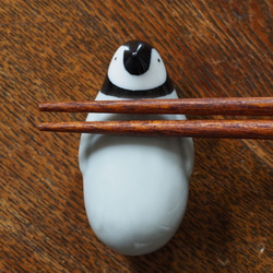 企鵝銀桑 筷子架 第4張的照片
