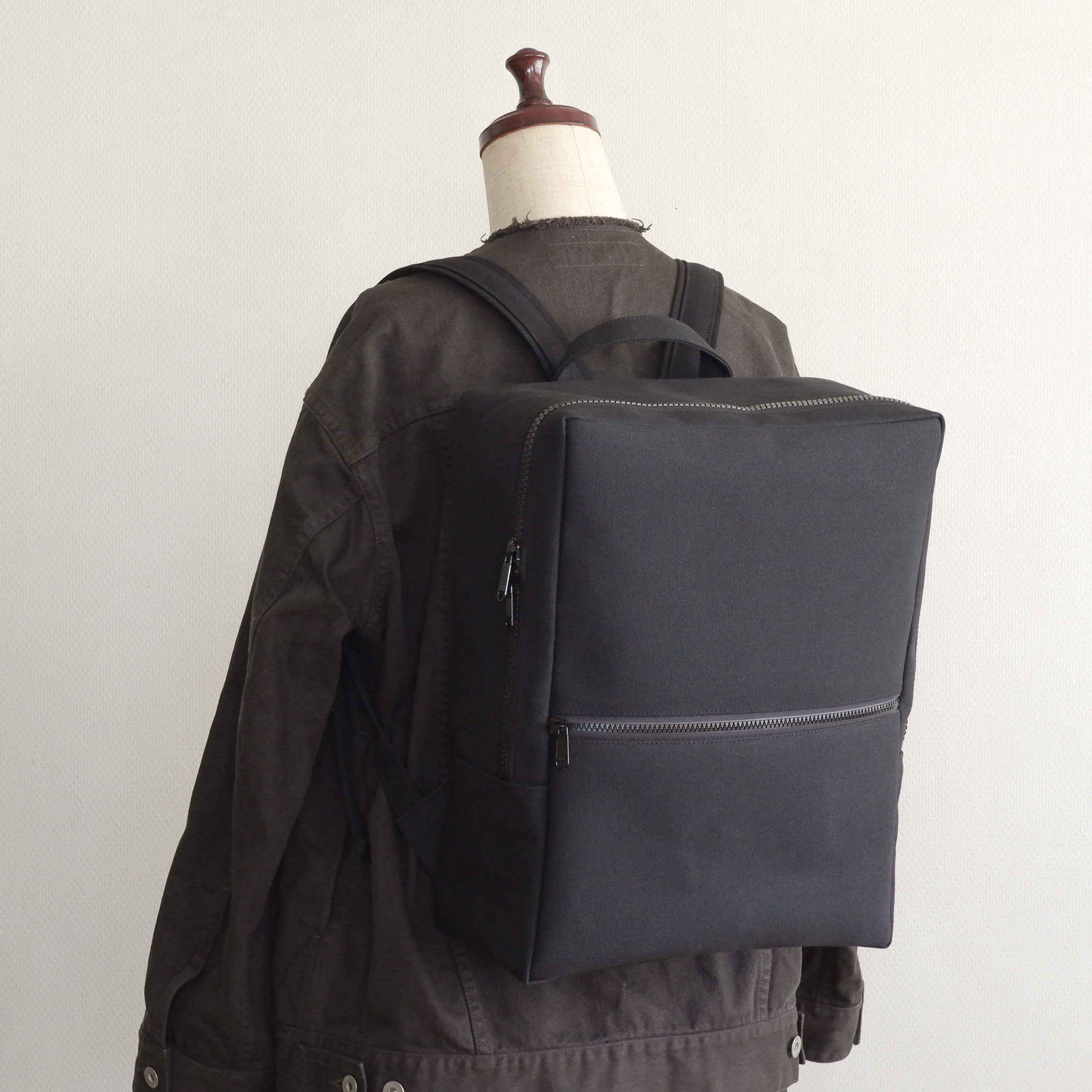 【新品】（まとめ）スクエアリュック 黒 【×10個セット】 楽天市場】スクエアリュック 黒 【×10個セット】 【お徳用