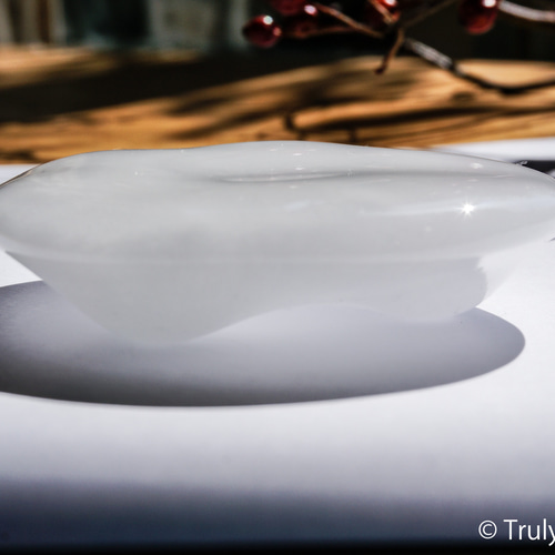 白色ガラスのアクセサリートレイ -「 KAZEの肌 」○7cm その他