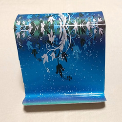 Smartphone stand with Flower "Snow flower"  スマホスタンド「雪の花」 3枚目の画像