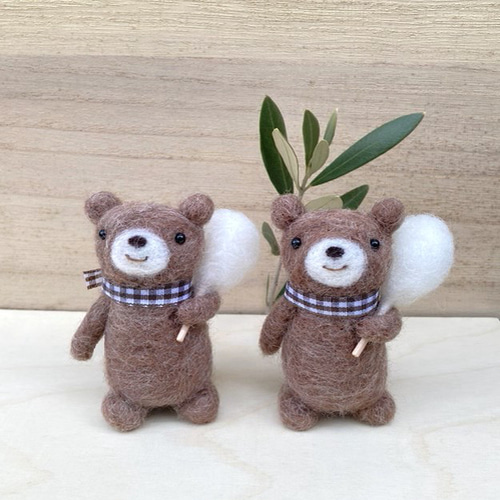 くまさんの綿菓子 羊毛フェルト monaka 通販 5643158｜Creema