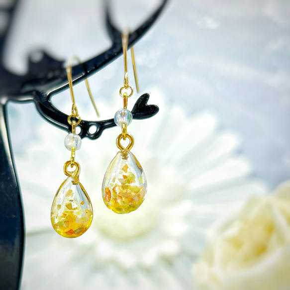 プチプラ☆弾ける果樹の雫ピアス　ホムポム 1枚目の画像