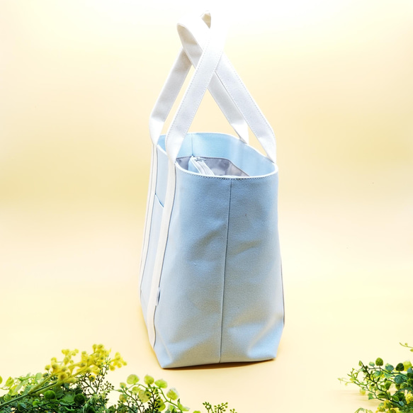 A4対応！機能的な間仕切りポケットMLトート☆サックス×キナリ 5枚目の画像