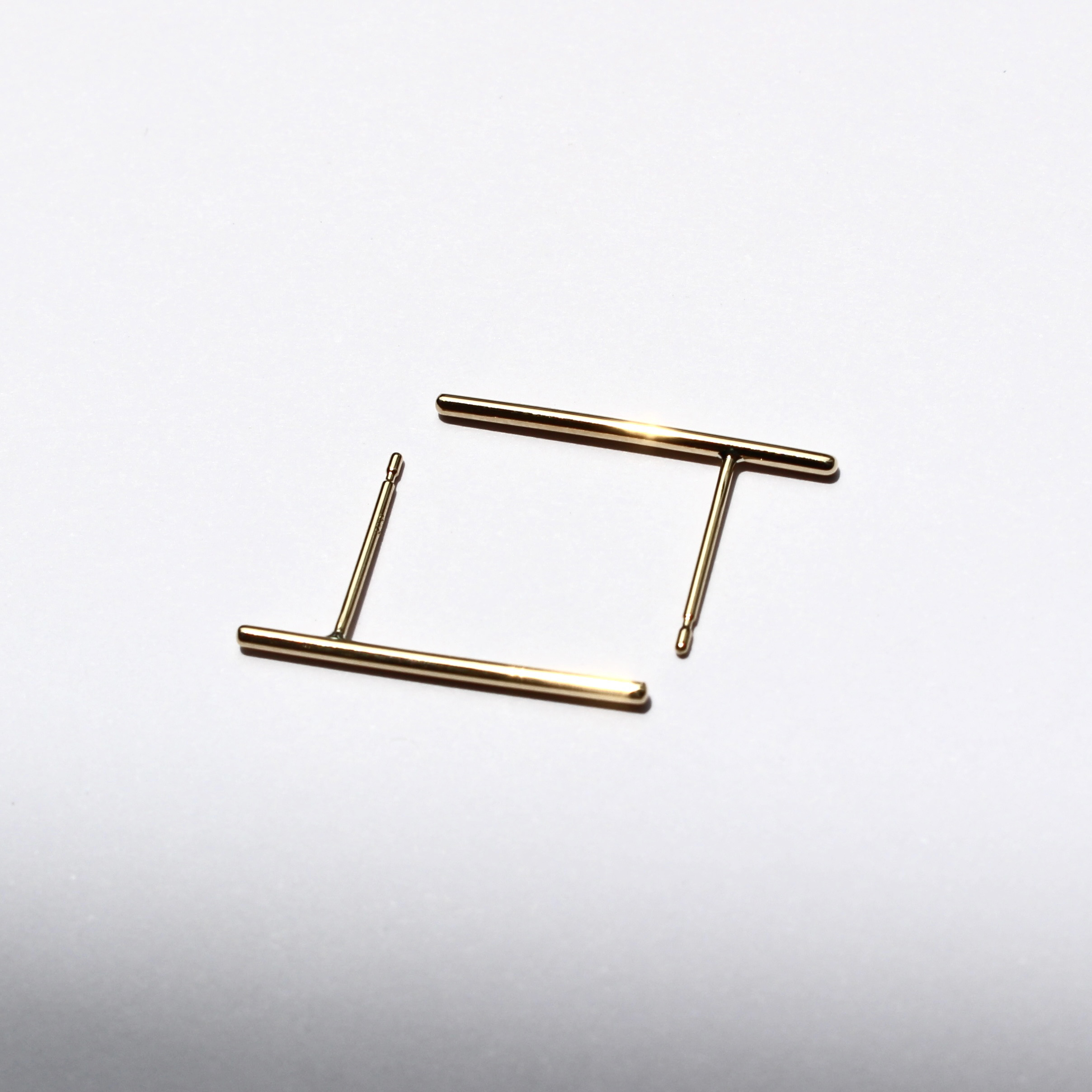 Forma de T / K18YG (20mm)