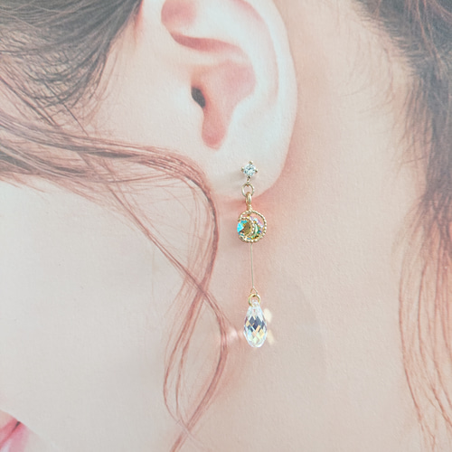月と太陽の雫ピアス ～スワロフスキー イヤリング ピアス