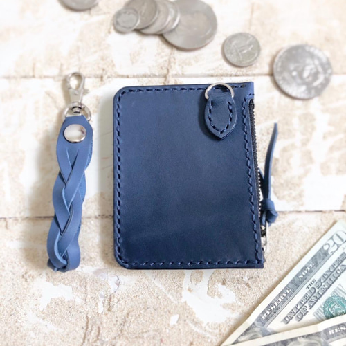 【限定販売】 レザー フラグメント キーホルダー付き ネイビーブルー ケース ショルダーバッグ