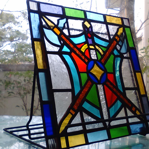 ステンドグラスパネル 盾と剣と槍 new その他インテリア雑貨 グリーン