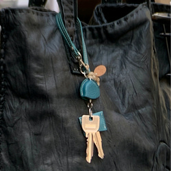 ★聖誕節【再次上架銷售第一】再也不用擔心找不到鑰匙了！免費個人化！您將愛不釋手的捲軸鑰匙圈禮物！ 第8張的照片