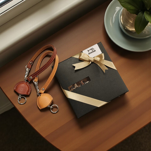 ☆【人気no1再販再・・再販売 もう鍵で迷子にならない·名入れ無料